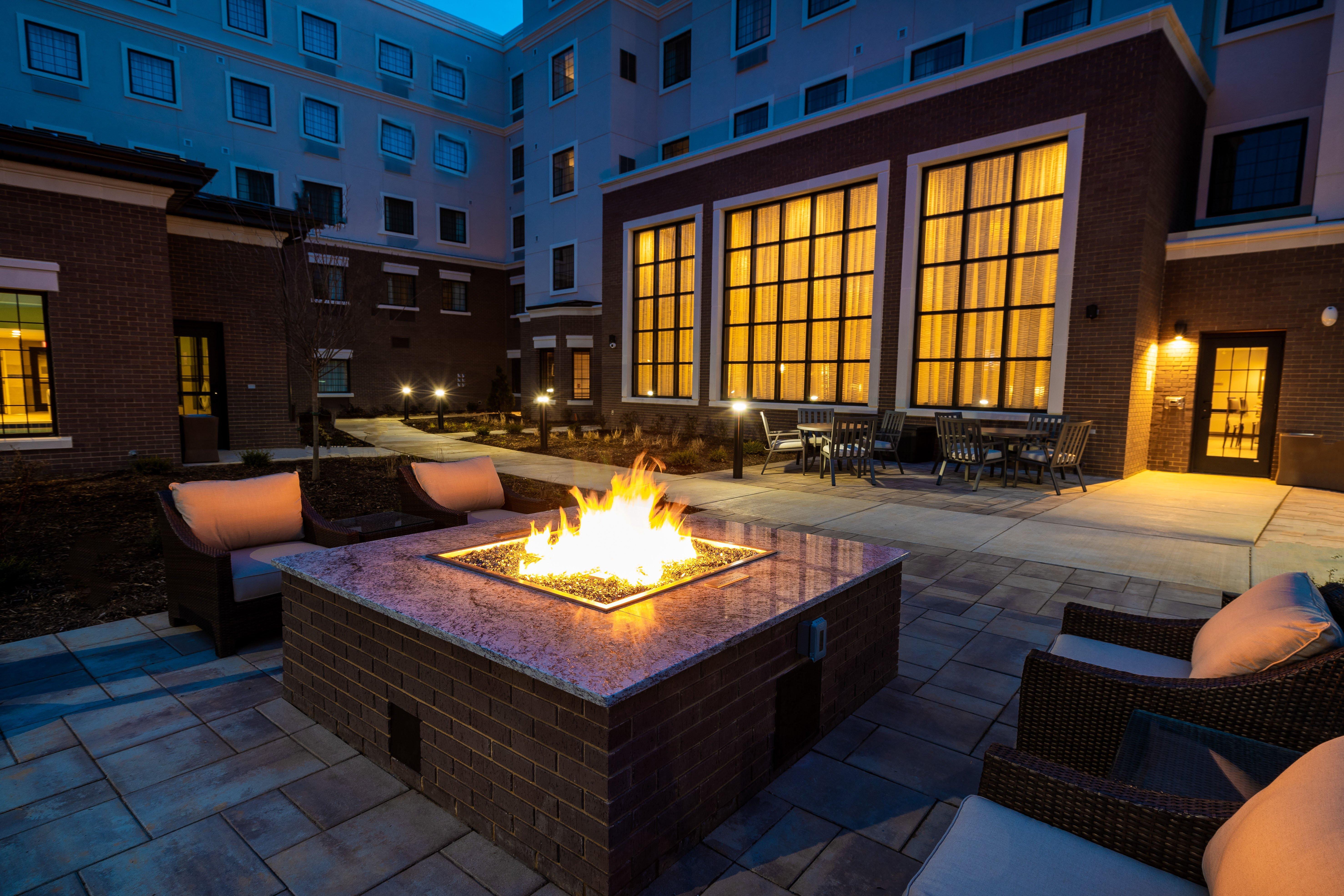 Staybridge Suites - Washington Dc East - Largo By Ihg Lake Arbor Dış mekan fotoğraf