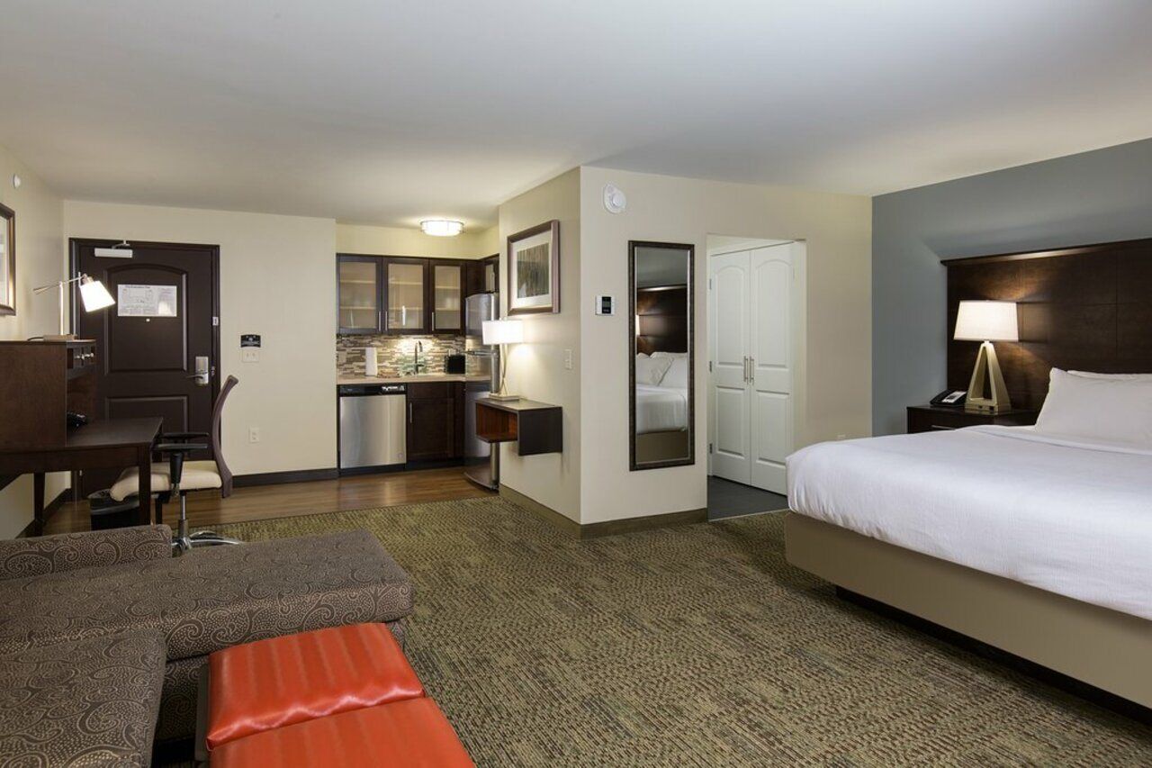 Staybridge Suites - Washington Dc East - Largo By Ihg Lake Arbor Dış mekan fotoğraf
